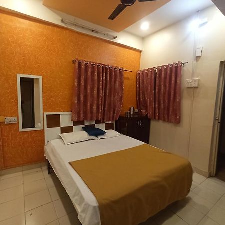 Malwade Motel Pune Exterior foto