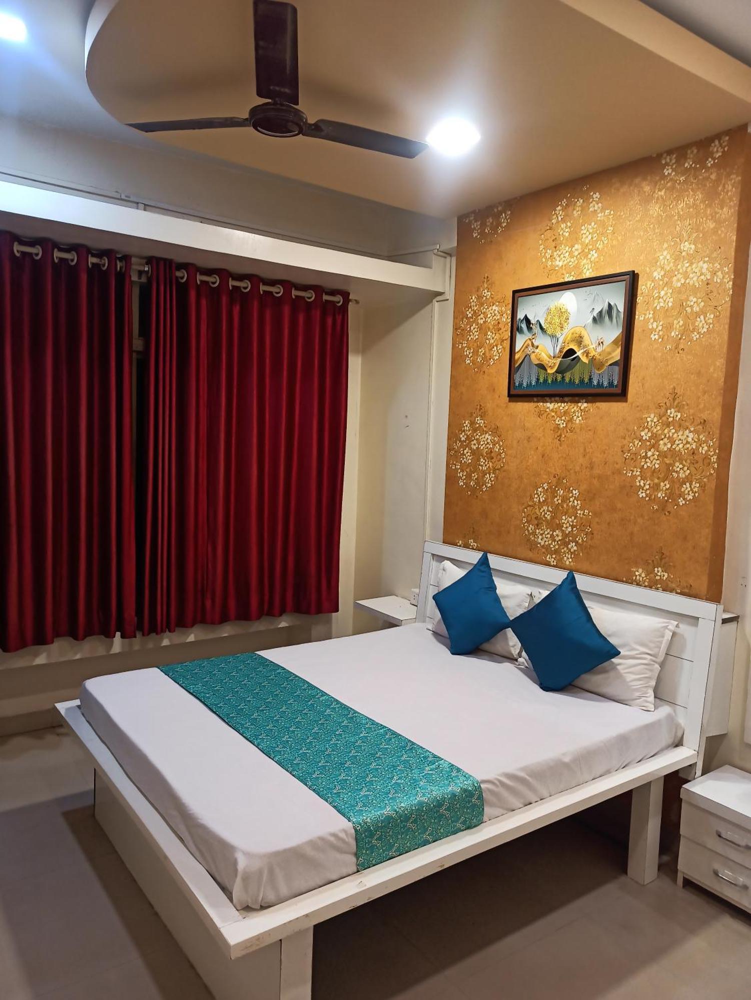 Malwade Motel Pune Exterior foto
